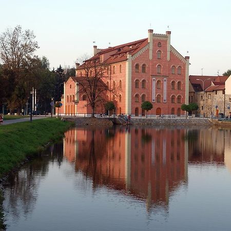 Hotel Budweis Exterior foto
